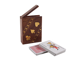 Комплект карт в деревянной коробке