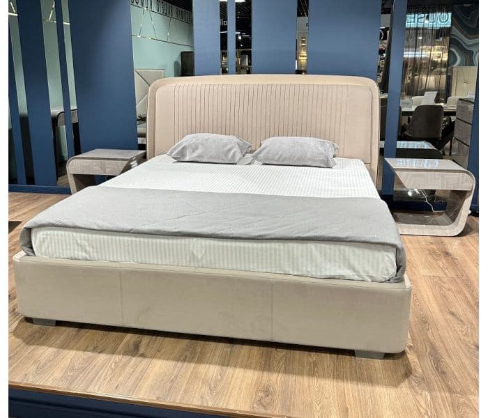 FERRETTI КРОВАТЬ с подсветкой