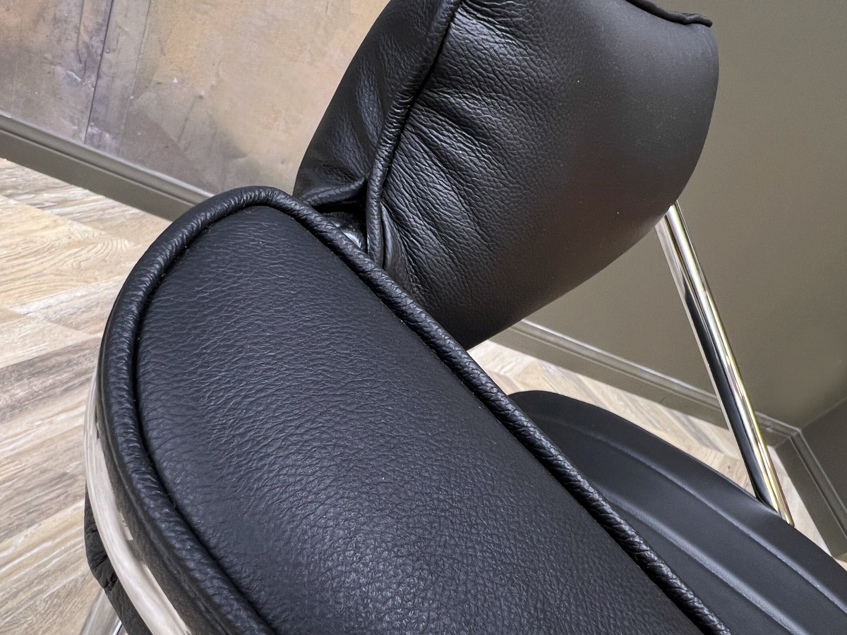 Кресло ART. 401  Non Conformist от Eileen Gray