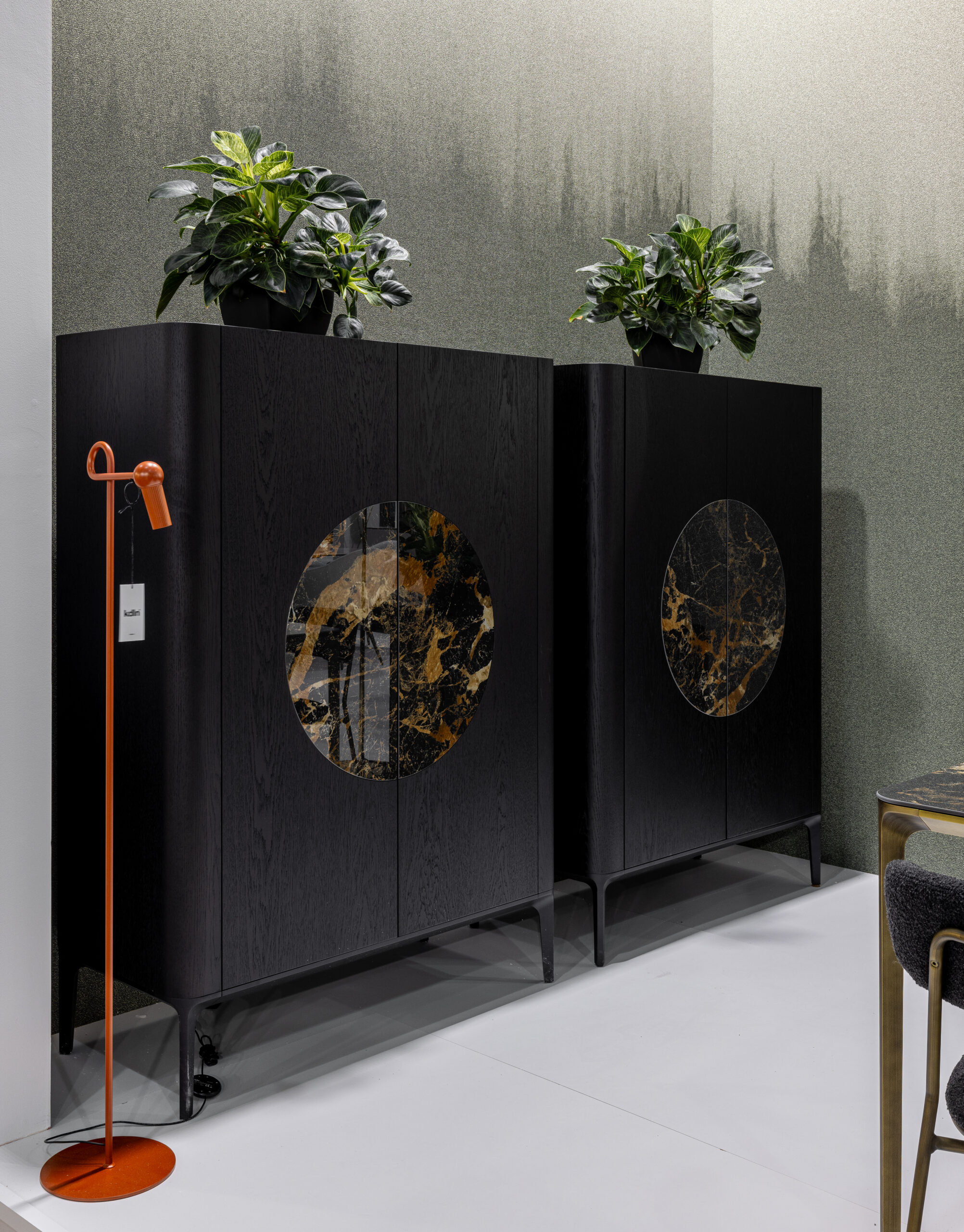 Итальянский Высокий комод-бар MADIA SLIM 2 LUNA от Sovet Italia