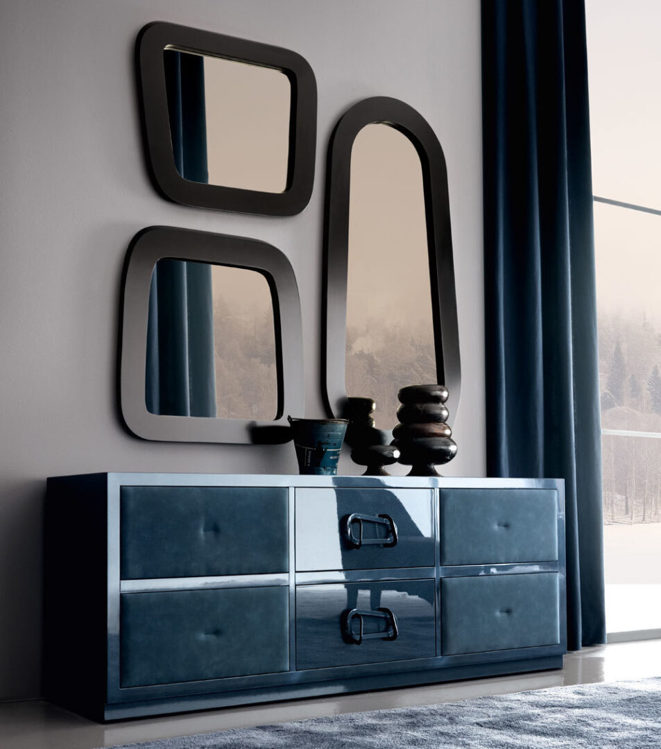 Зеркало LOOP от CORTEZARI