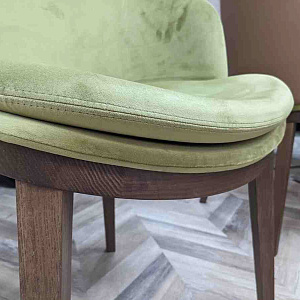 Итальянское полукресло  Glamour. Бренд Peressini Casa.