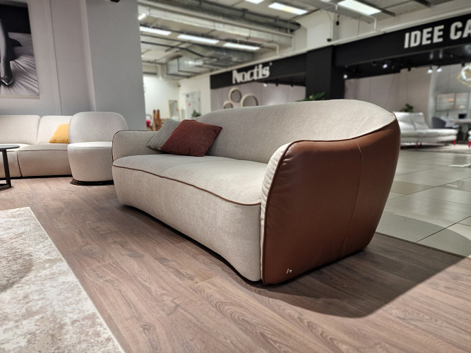  Диван ERIS pelle botero 2164 nutella, poema 400 sabbia , фото № 1