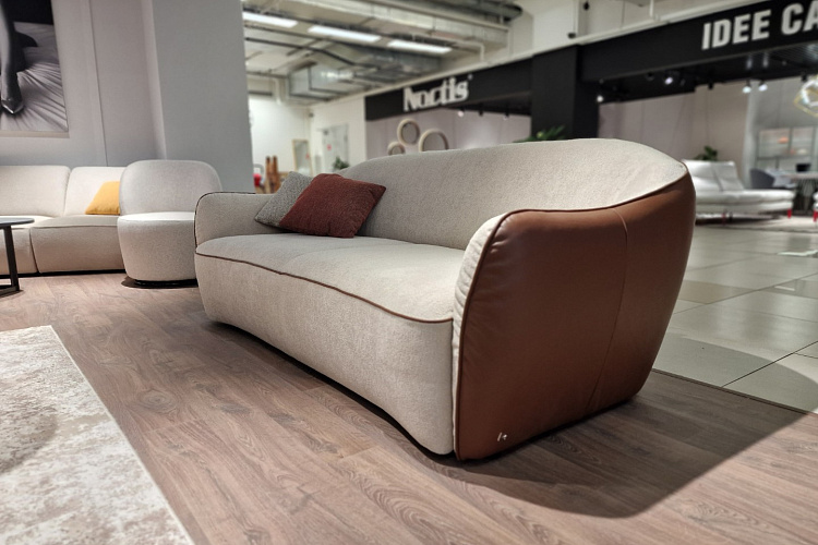  Диван ERIS pelle botero 2164 nutella, poema 400 sabbia , фото № 1