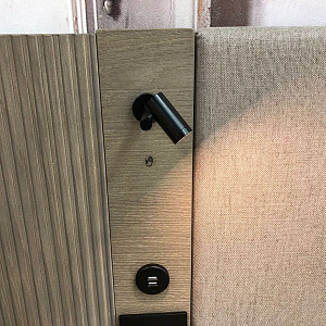 Кровать с контейнером SQUARE и пристенная композиция