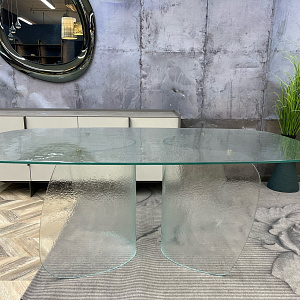 Стол обеденный Blur