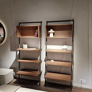 Итальянский стеллаж MOVIDA от фабрики TOMASELLA