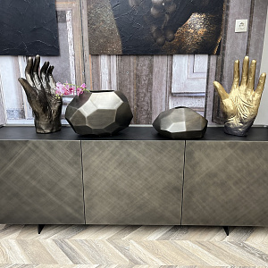 Тумба итальянская дизайнерская ALMA  Eforma в металлизированной брашированной отделке бронза