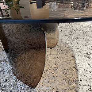 Стол дизайнерский стеклянный итальянский Blur Nature Design Италия полностью из стекла Martellato