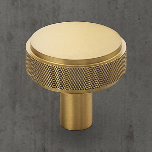 Ручка-кнопка Restoration Hardware Lambeth Knurled Lambeth Knurled d.3.2 Lac.Burnished Brass 24170037 ABRS