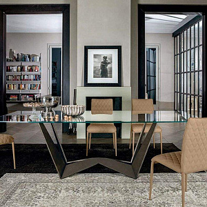 Итальянский стол Reverse производства 100% Made in Italy.
Бренд Tonin Casa.