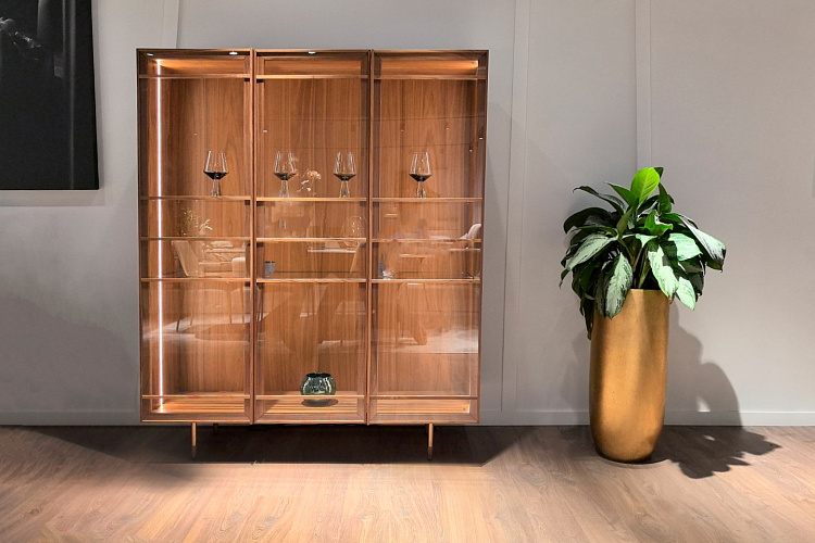  Витрина YORK DEG2121KBR орех , фото № 1