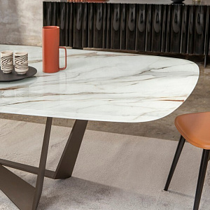 Итальянский Стол обеденный Reverse Artistic Glass Tonin Casa. Столешница из дизайнерского стекла.