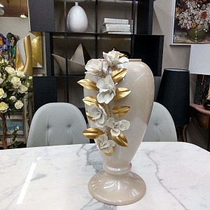 Ваза con piede H55 The Orchids 7504с фарфоровыми цветами Capodimonte   керамическая итальянская Mezz