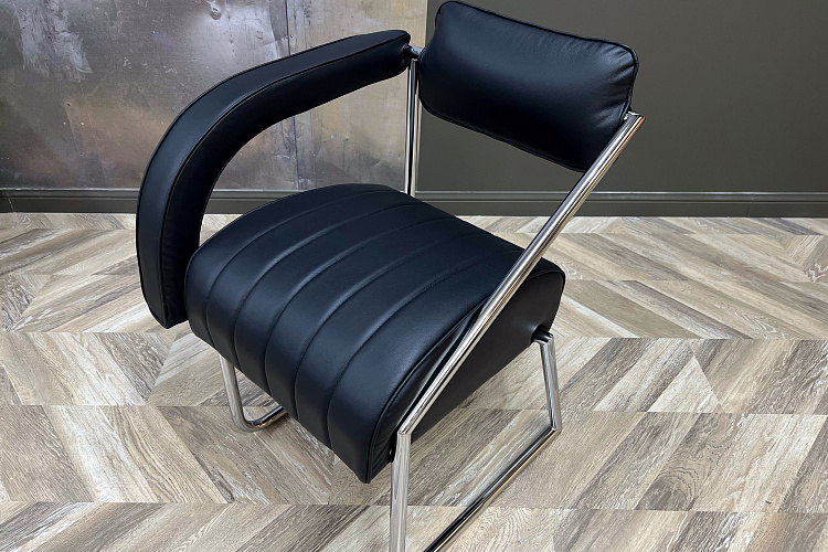  Кресло ART. 403 Кресло Non Conformist от Eileen Gray , фото № 1