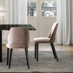 Итальянский кожаный Стул Diva на деревянном основании Eforma