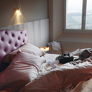 Кровать Lyle Capitonnè