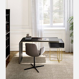 Стол письменный Auri DESK