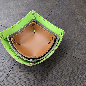 Итальянский кожаный набор из трех подносов Swing