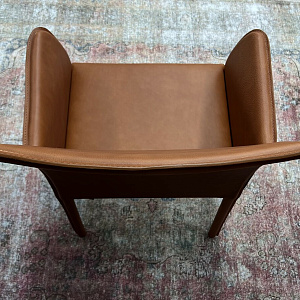 Стул итальянский с подлокотниками XL  Julia SRL в натуральной особо прочной коже cuoio