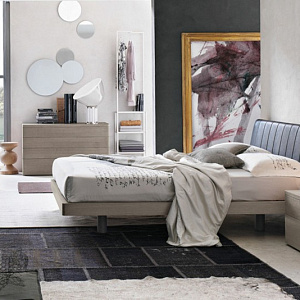 Итальянская деревянная кровать LIZ