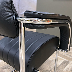 Кресло ART. 401  Non Conformist от Eileen Gray