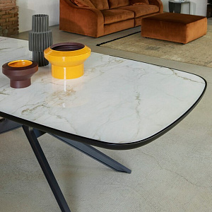 Итальянский стол Blade Plus производства 100% Made in Italy.
Бренд Tonin Casa.