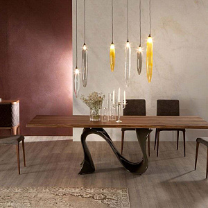 Итальянский стол Wave  производства 100% Made in Italy.
Бренд Tonin Casa.