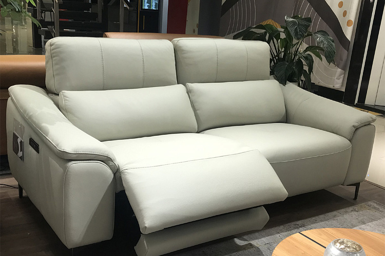  Диван кожаный с 1 реклайнером Columbus W204 NicolettiHome , фото № 1