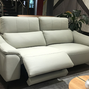 Диван кожаный с 1 реклайнером Columbus W204 NicolettiHome