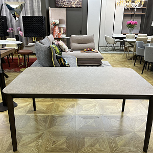 Стильный обеденный итальянский стол Smooth из массива дерева с керамической столешницей. Dall`agnese