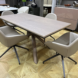 Итальянский раскладной стол  ARIZONA деревянный  Ozzio раскладывающийся по длине и ширине