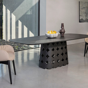 Итальянский  Стол обеденный Pois Elite Tonin Casa. Стол с деревянной столешницей.