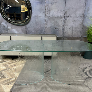 Стол обеденный Blur