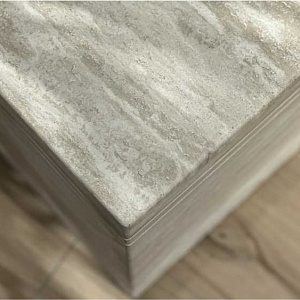 Столик из травертина