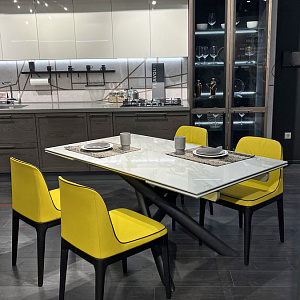 Итальянский стол Style производства 100% Made in Italy.
Бренд Tonin Casa.