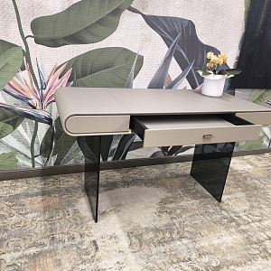 Туалетный стол  BICE Desk