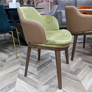 Итальянское полукресло  Glamour. Бренд Peressini Casa.