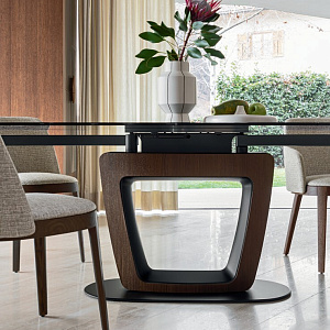 Итальянский Стол раскладной Orbital. Calligaris. 
Стол с поворотной столешницей от Pininfarina.