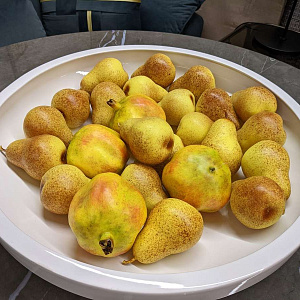 Декоративные фрукты Pere