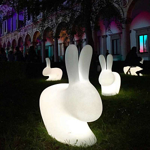 Уличный светильник Qeeboo Rabbit Rabbit 90006LED-1