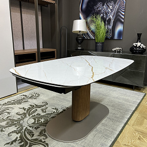 Стол итальянский Cameo Calligaris раскладной с керамической закругленной столешницей на одной ноге