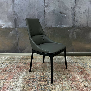 Итальянский стул в натуральной коже Sofia ELITE Бренд Eforma на деревянном основании