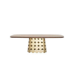 Итальянский стол Pois производства 100% Made in Italy.
Бренд Tonin Casa.