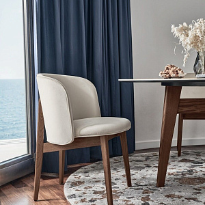 Итальянский Стул Abrey. Calligaris. Стул на деревянном каркасе.
