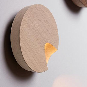 Настенный светильник Vibia Dots Dots 4662 American walnut 466283/10