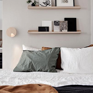 Настенный светильник Vibia Dots Dots 4662 American walnut 466283/10