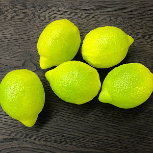 Искусственные лимоны