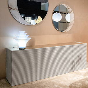 Тумба итальянская дизайнерская  PATSY ELITE  Tonin Casa  с фактурной реечной отделке бежевый лак