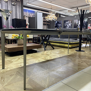 Стол итальянский раскладной Boma Calligaris с керамической столешницей на 4 тонких ножках из металла